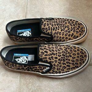 Slip on Vans women’s size 9 cheetah print
